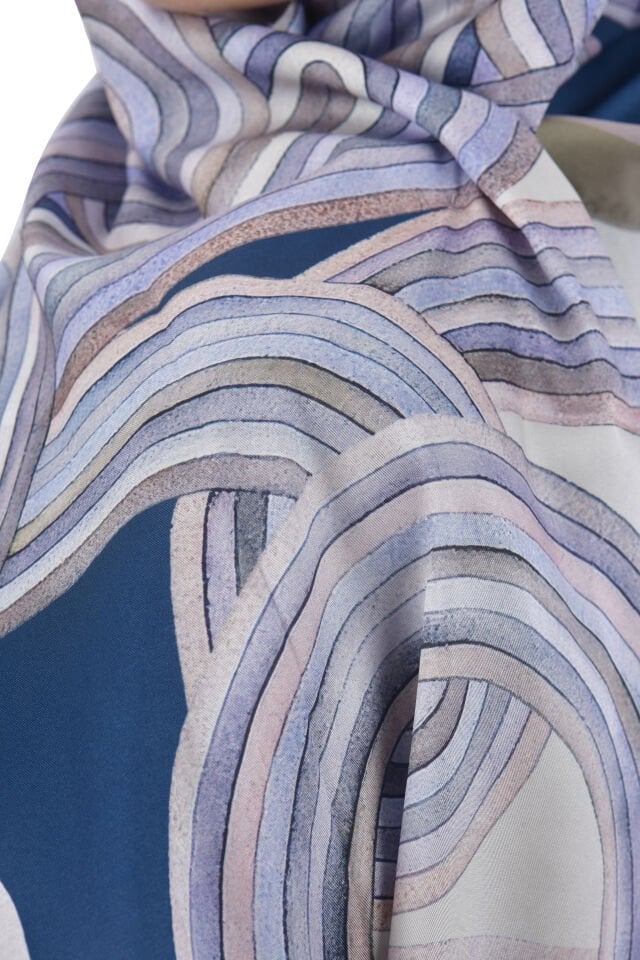 Kıvrımlı Desenli Modern Şal