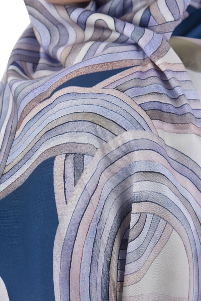 Kıvrımlı Desenli Modern Şal