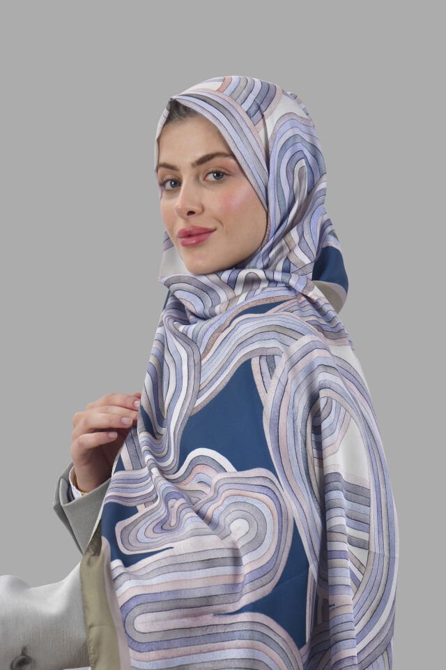 Kıvrımlı Desenli Modern Şal