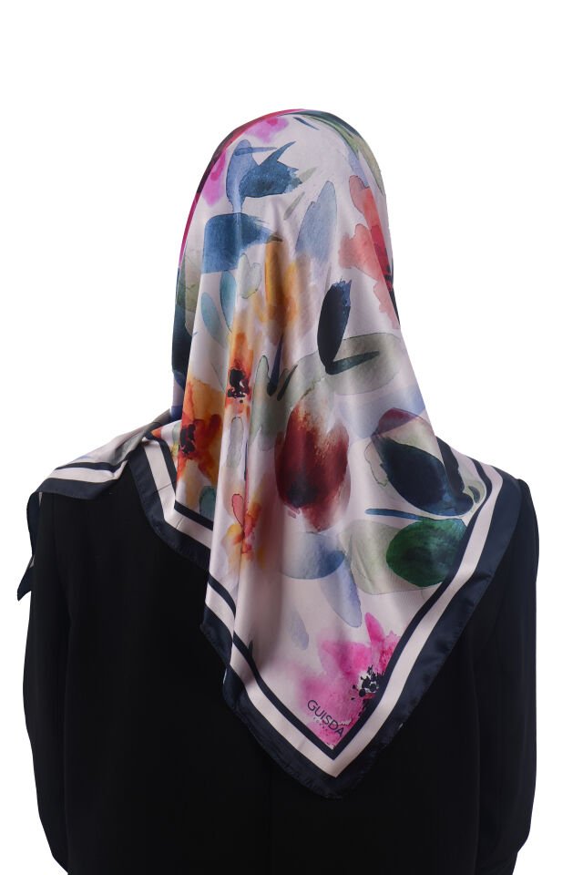 Soft Pembe Zeminde Sanatsal Çiçekli Eşarp