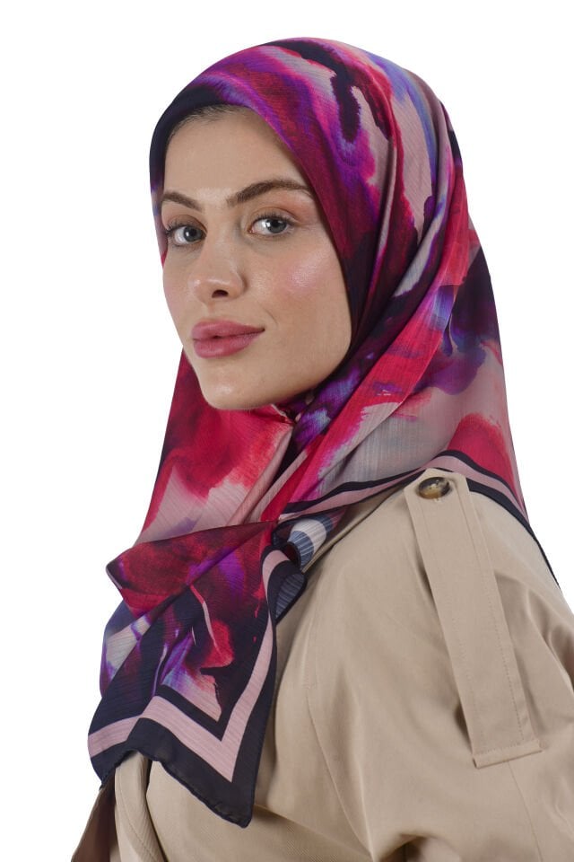 Canlı Tonlarda Çiçek Desenli Eşarp