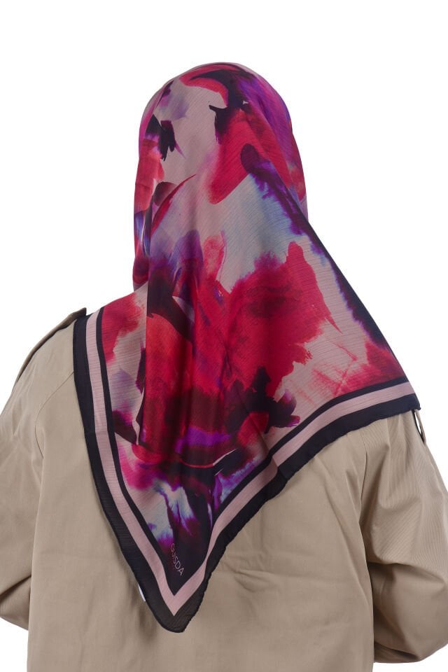 Canlı Tonlarda Çiçek Desenli Eşarp