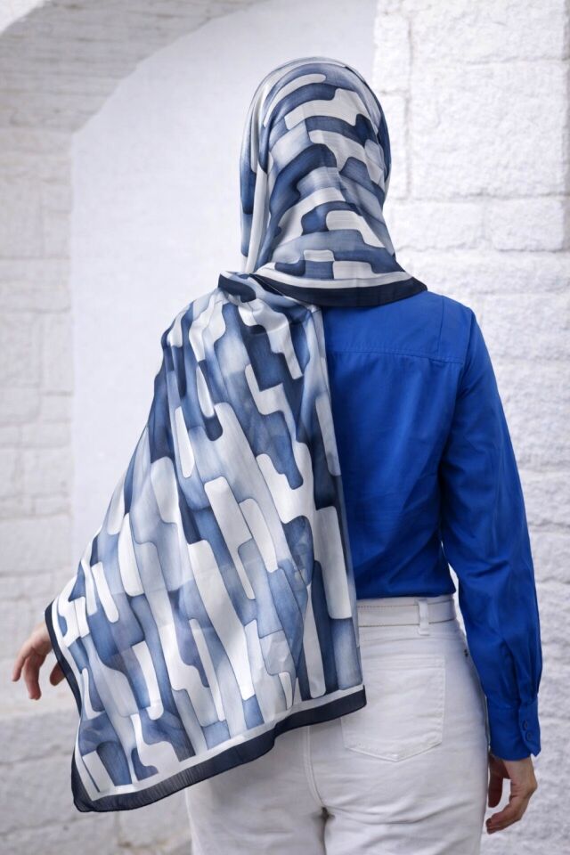 Soyut Çizgi Desenli Şal