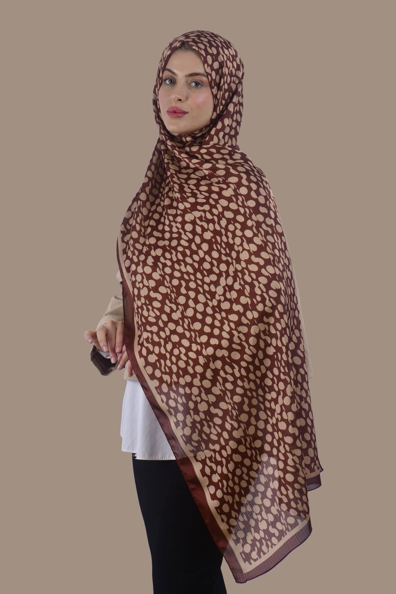 Modern Nokta  Desenli Şal