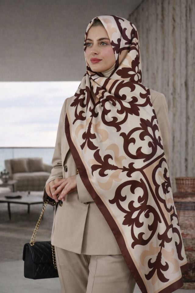 Barok Desenli Şal