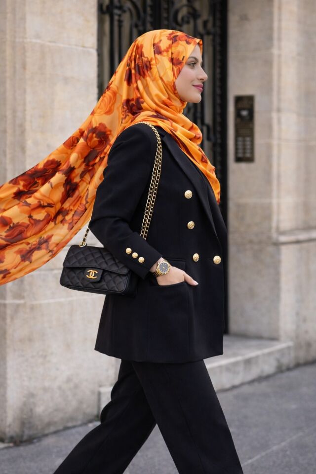 Kızıl Çiçek Desenli Şal