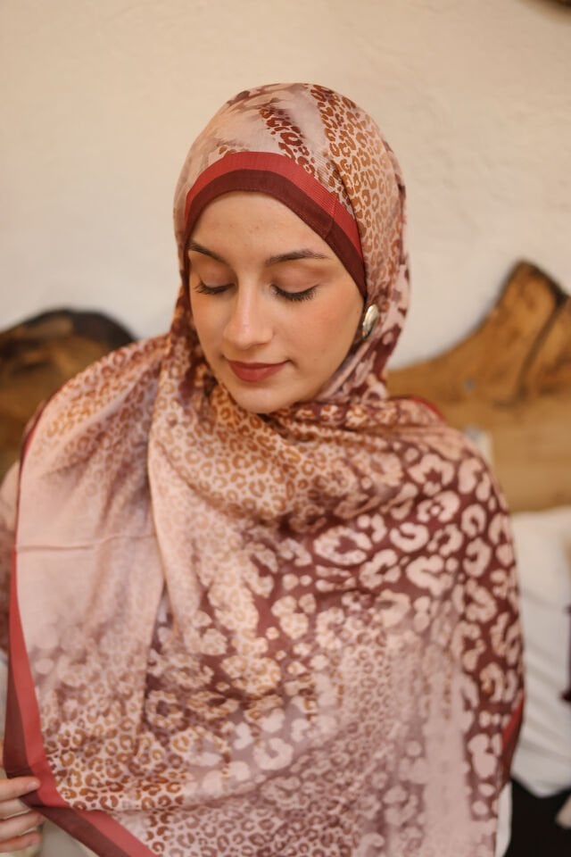 Leopar Desenli Soft Şal