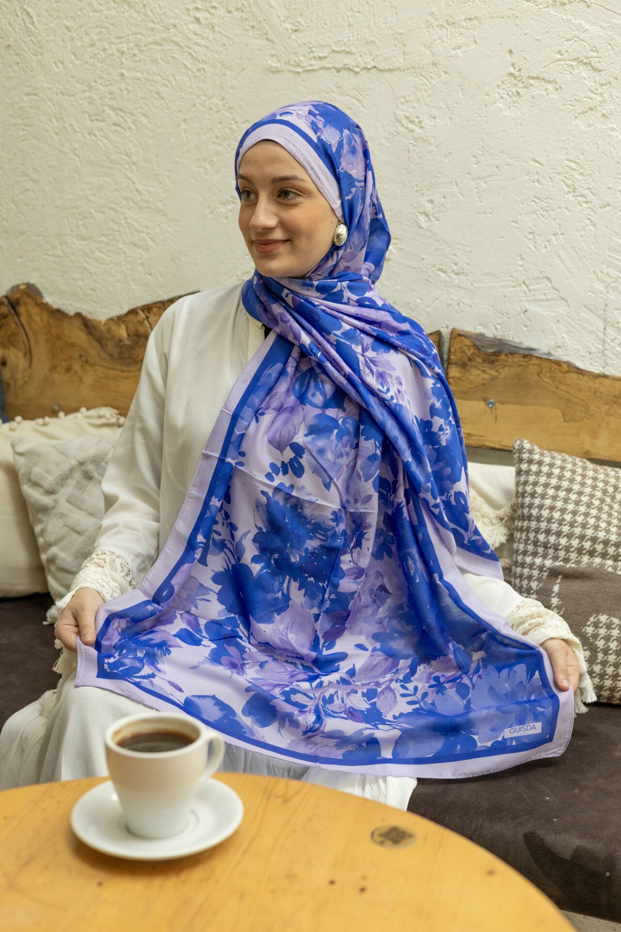 Safir Mavi Çiçek Buketi Soft Şal